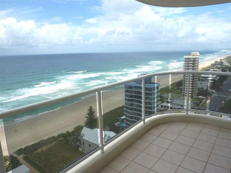 59 Pacific Street, Main Beach QLD 4217