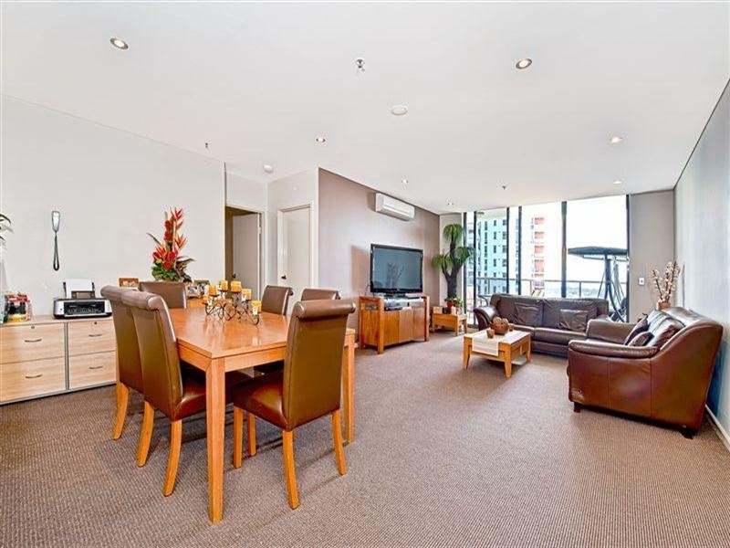 1 Aqua Street, Southport QLD 4215