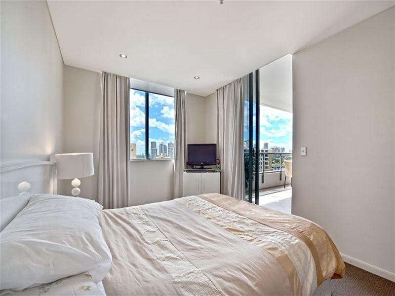 1 Aqua Street, Southport QLD 4215