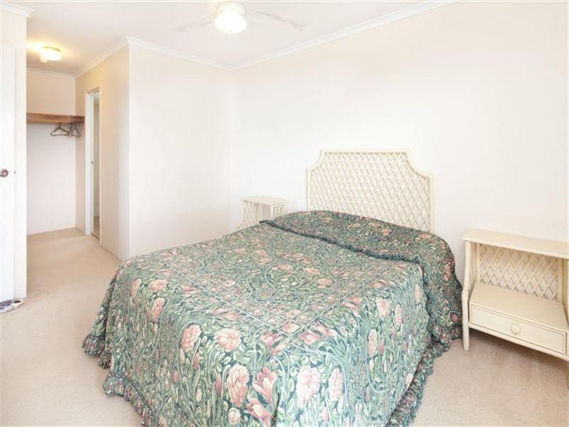 204 Ferny Avenue, Surfers Paradise QLD 4217