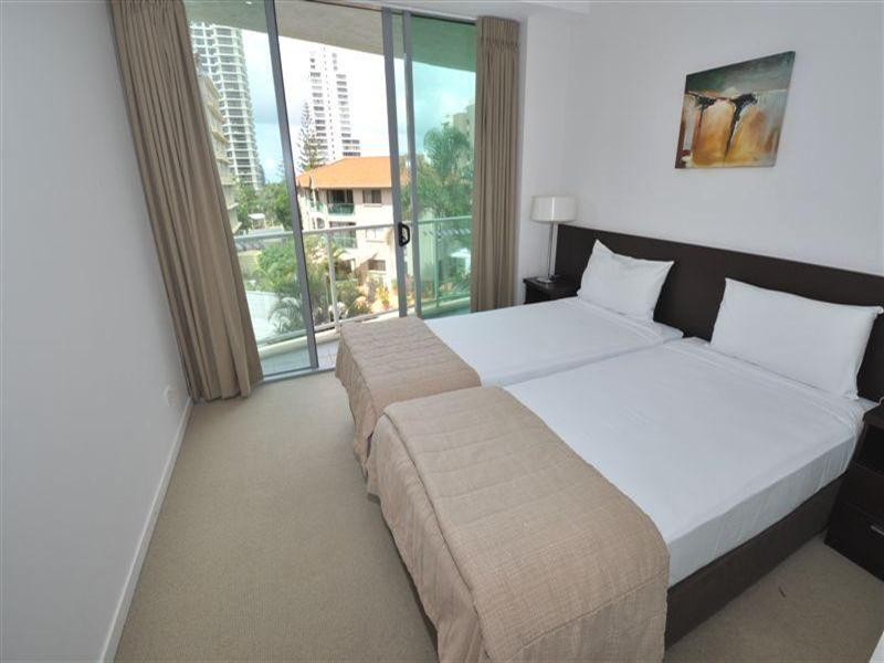 18 Fern Street, Surfers Paradise QLD 4217