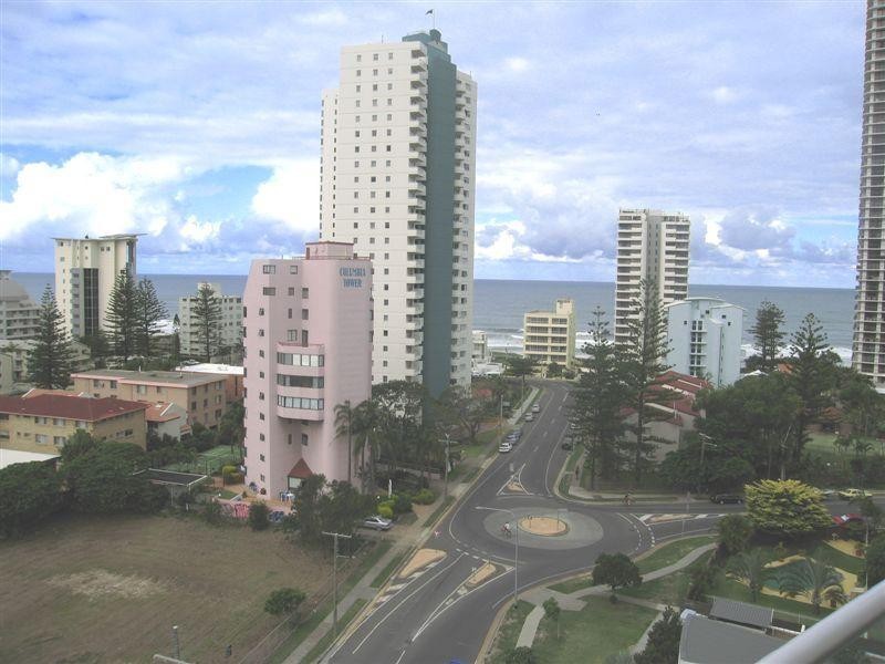 18 Fern Street, Surfers Paradise QLD 4217