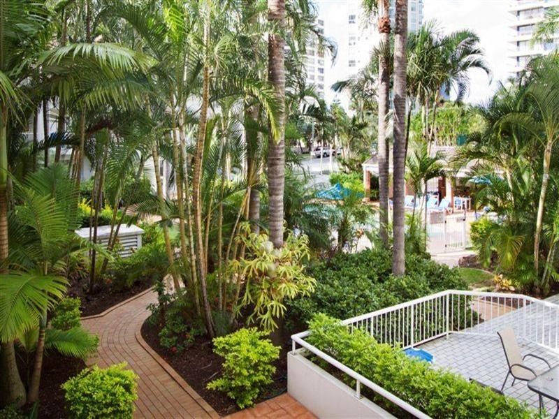 1 Cronin Avenue, Main Beach QLD 4217