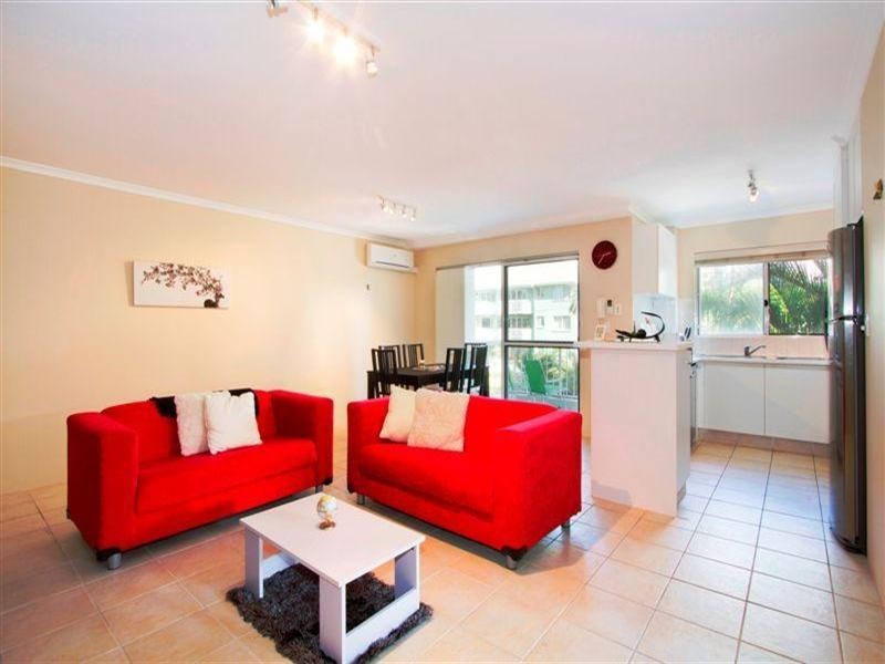 1 Cronin Avenue, Main Beach QLD 4217