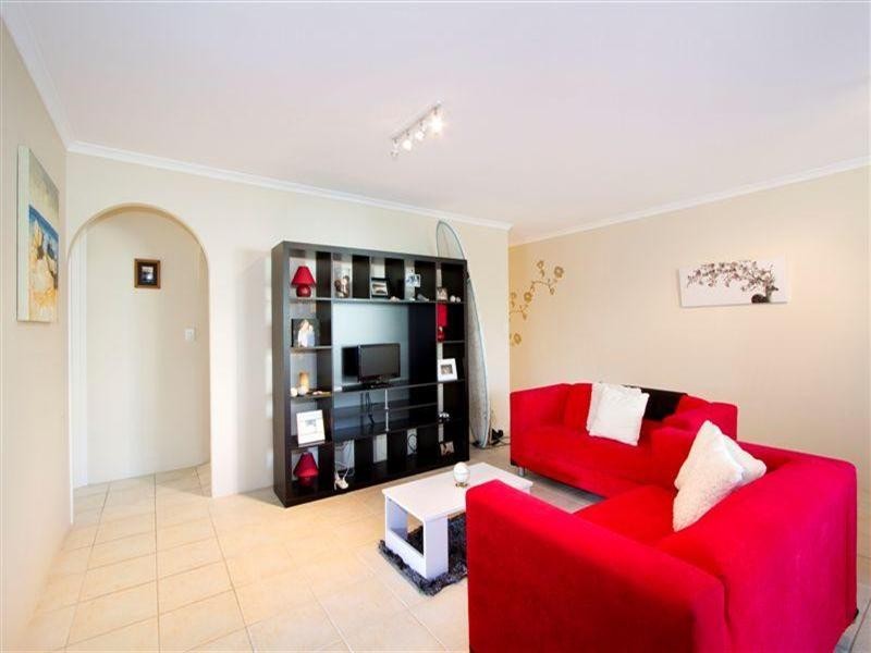 1 Cronin Avenue, Main Beach QLD 4217