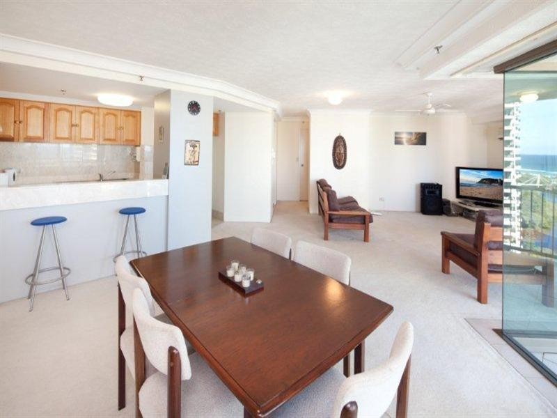 20 Cronin Avenue, Main Beach QLD 4217