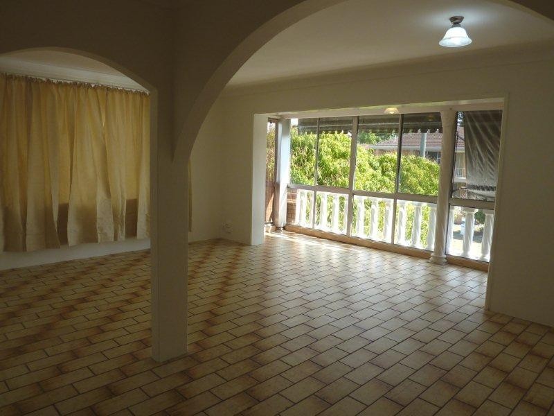 7 Sunrise Boulevard, Surfers Paradise QLD 4217