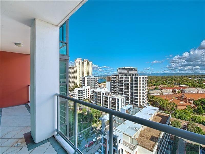1 Como Crescent, Southport QLD 4215