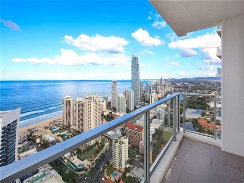 9 Ferny Avenue, Surfers Paradise QLD 4217