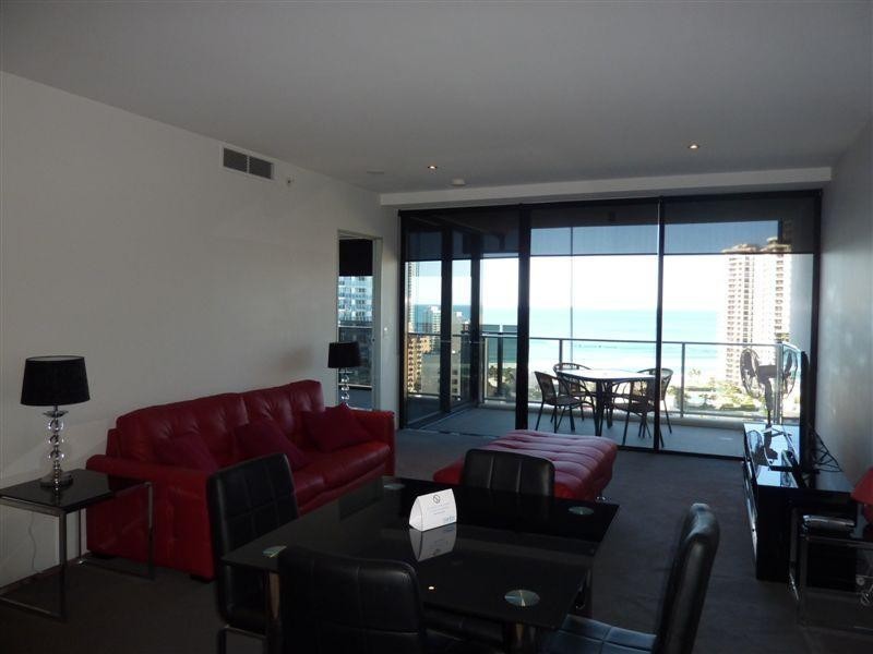 9 Ferny Avenue, Surfers Paradise QLD 4217