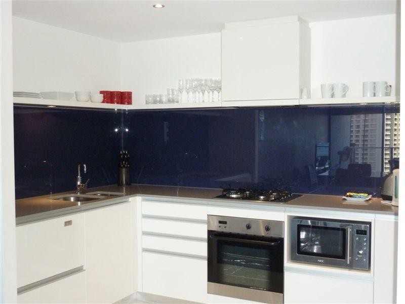 9 Ferny Avenue, Surfers Paradise QLD 4217