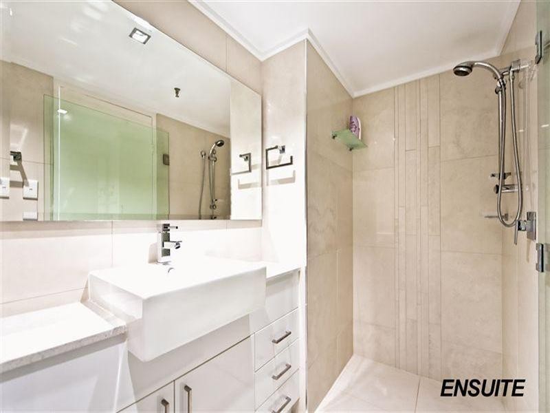 80 The Esplanade, Surfers Paradise QLD 4217