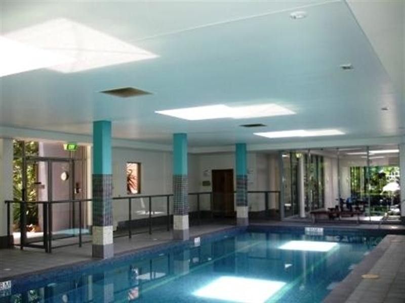 3 Como Crescent, Southport QLD 4215