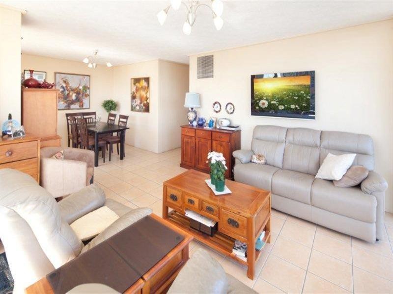 67 Ferny Avenue, Surfers Paradise QLD 4217