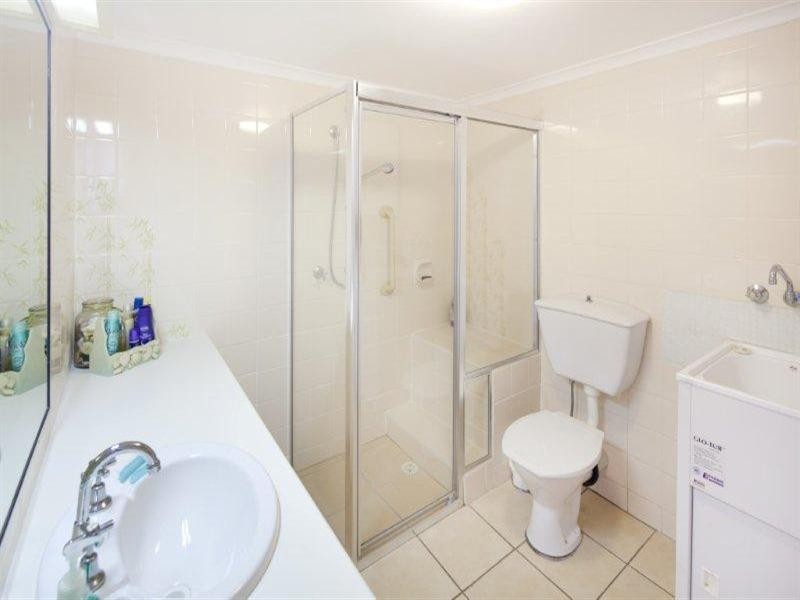 67 Ferny Avenue, Surfers Paradise QLD 4217