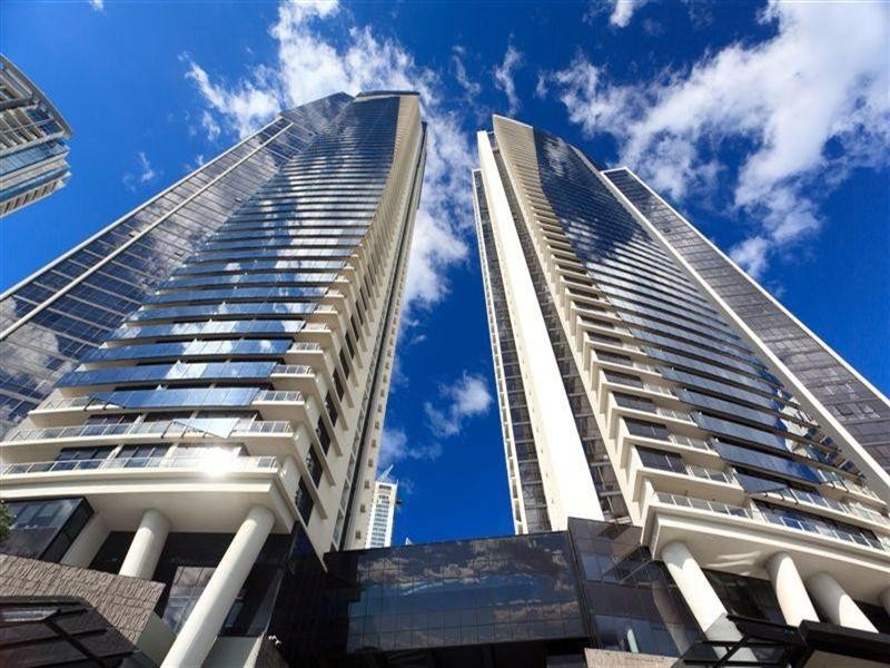 9 Ferny Avenue, Surfers Paradise QLD 4217