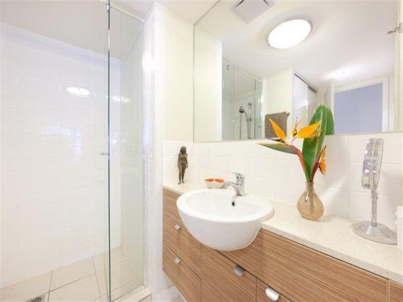 154 Musgrave Avenue, Southport QLD 4215