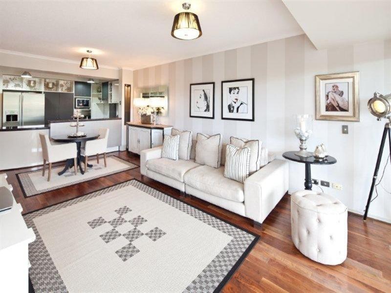 1 Lennie Avenue, Main Beach QLD 4217