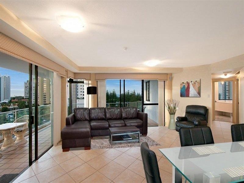 19 Peak Avenue, Main Beach QLD 4217