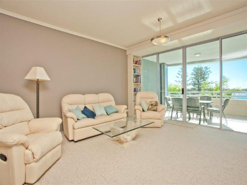 360 Marine Parade, Labrador QLD 4215