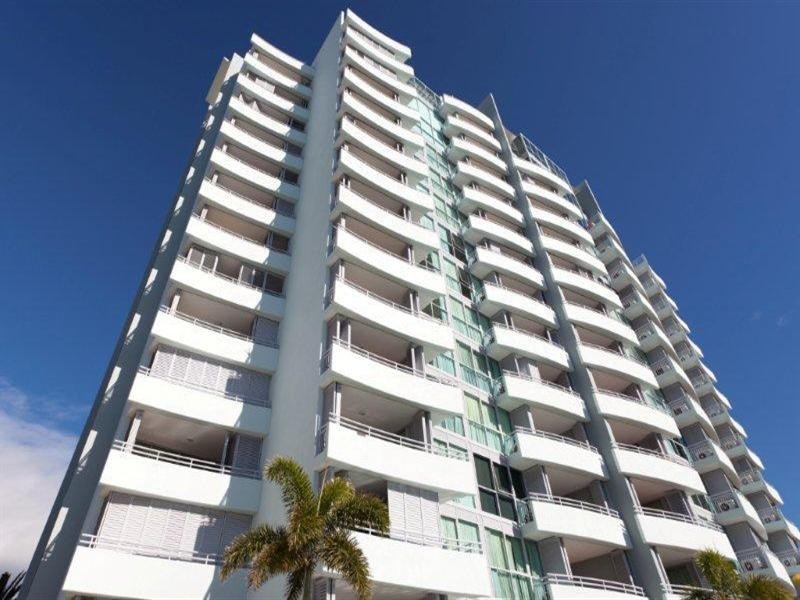 360 Marine Parade, Labrador QLD 4215