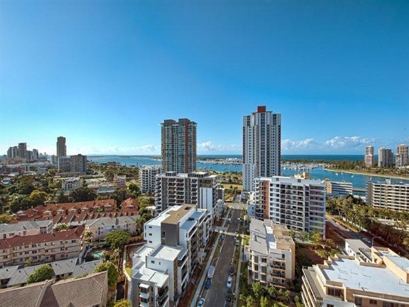 2 Aqua Street, Southport QLD 4215