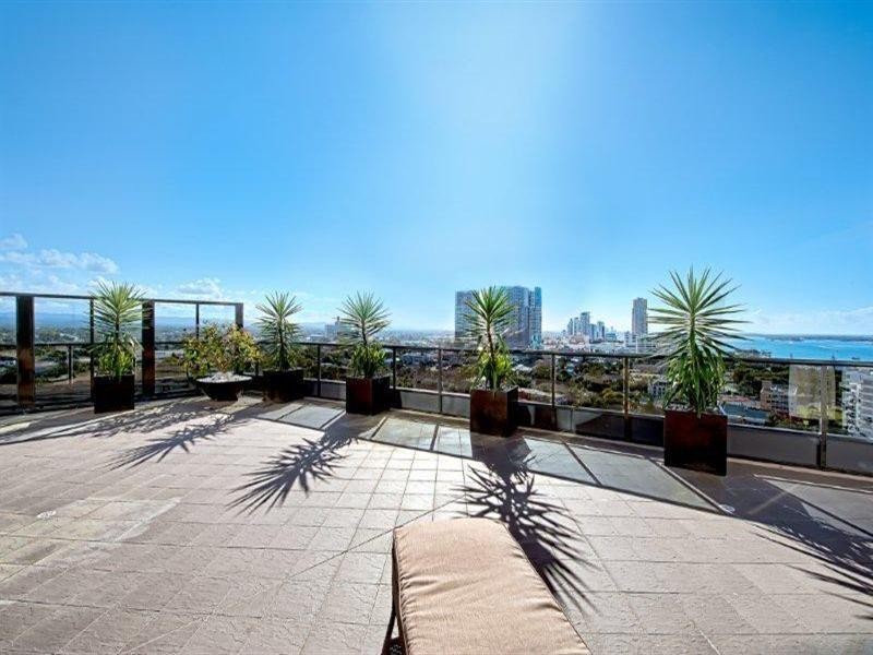 2 Aqua Street, Southport QLD 4215