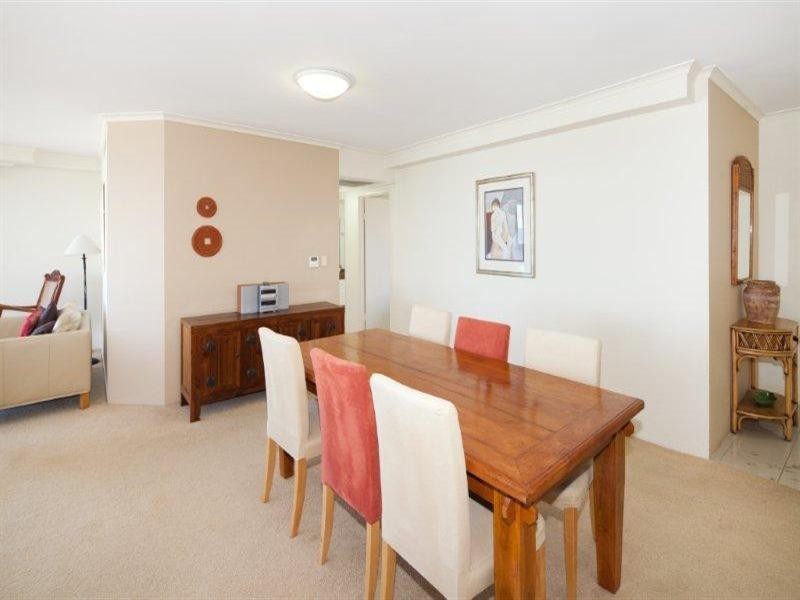 59 Pacific Street, Main Beach QLD 4217