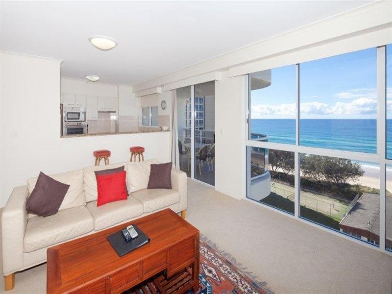 59 Pacific Street, Main Beach QLD 4217