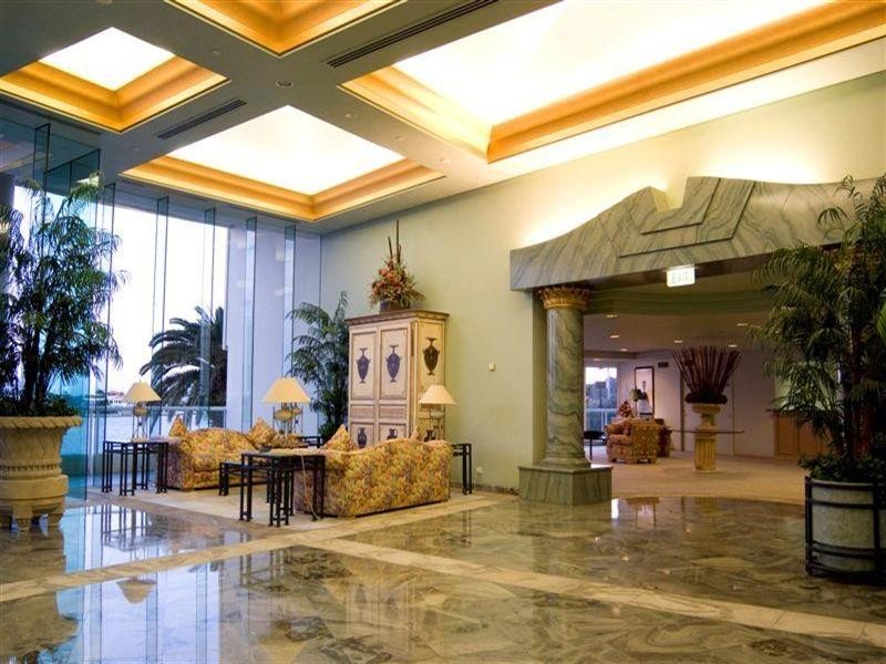 75 Brighton Parade, Southport QLD 4215