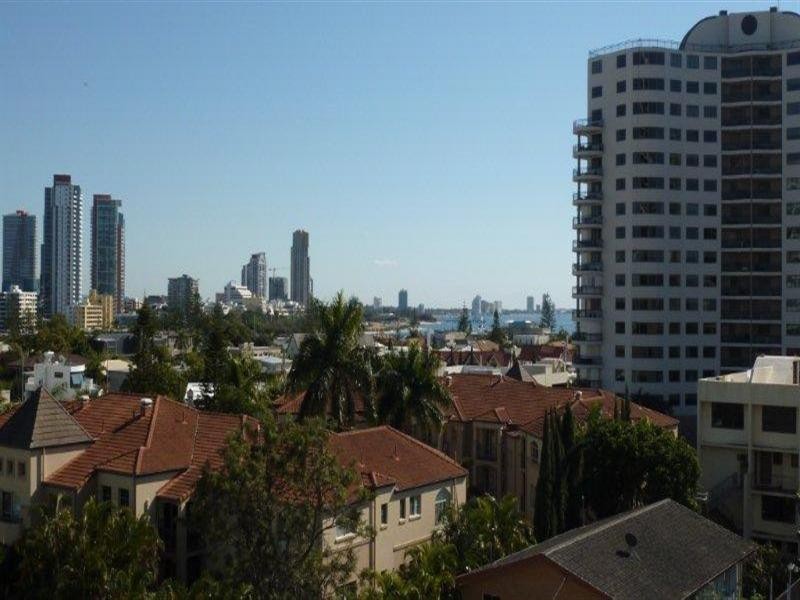 20 Cronin Avenue, Main Beach QLD 4217