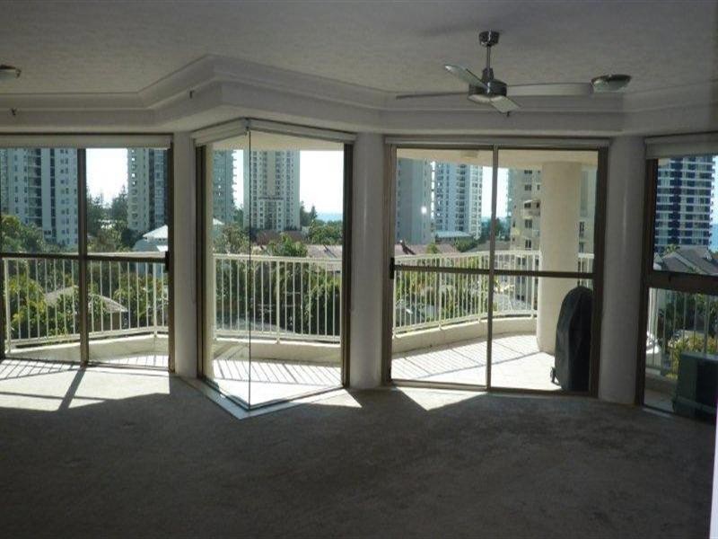 20 Cronin Avenue, Main Beach QLD 4217