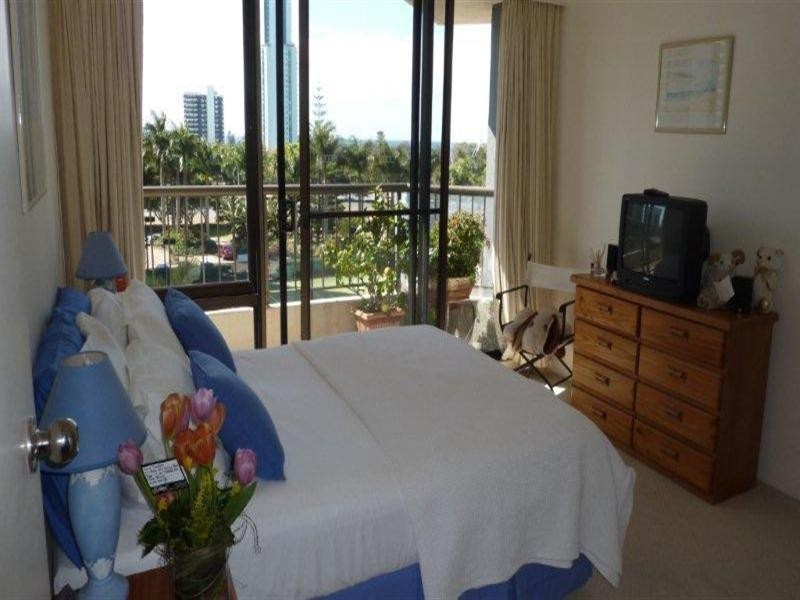 5 Admiralty Drive, Surfers Paradise QLD 4217