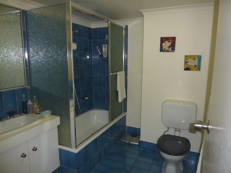 5 Admiralty Drive, Surfers Paradise QLD 4217