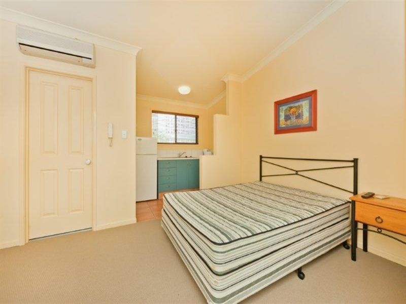 41 Watson Esplanade, Surfers Paradise QLD 4217