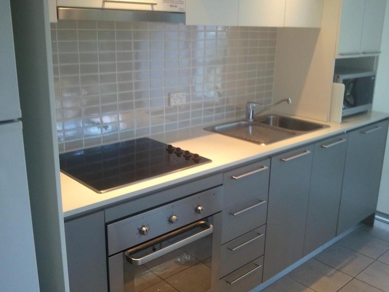 18 Enderley Avenue, Surfers Paradise QLD 4217