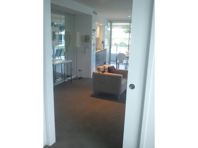 18 Enderley Avenue, Surfers Paradise QLD 4217