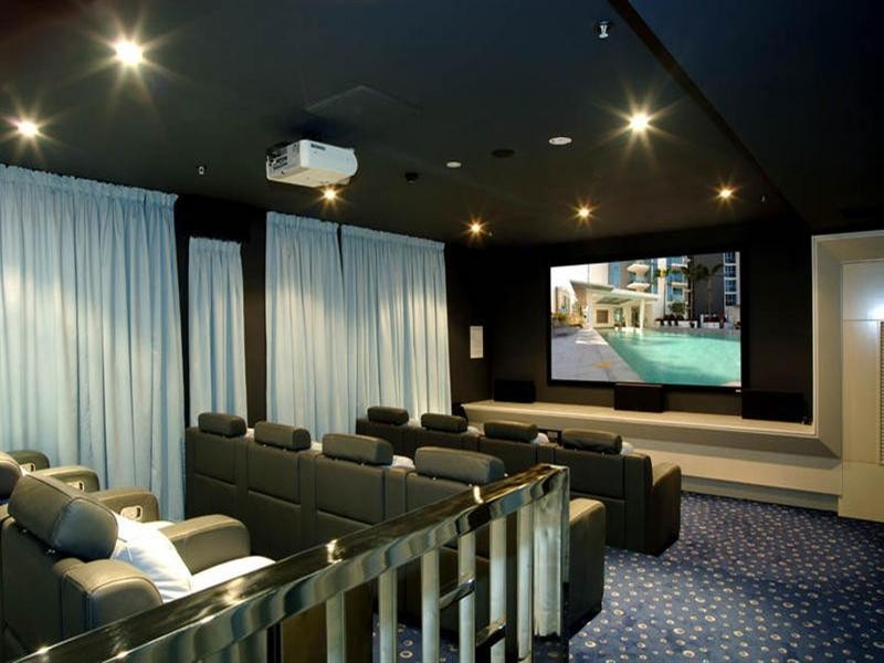 18 Enderley Avenue, Surfers Paradise QLD 4217