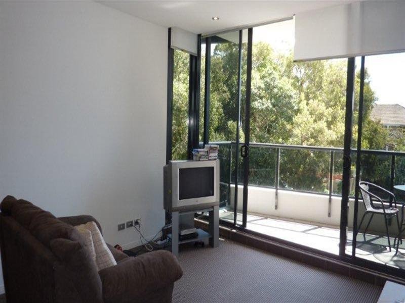 609 2 2 Aqua Street, Southport QLD 4215