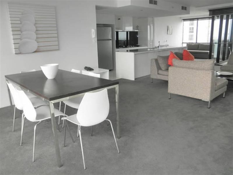 9 Ferny Avenue, Surfers Paradise QLD 4217