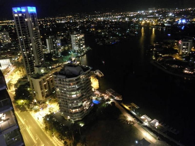 9 Ferny Avenue, Surfers Paradise QLD 4217