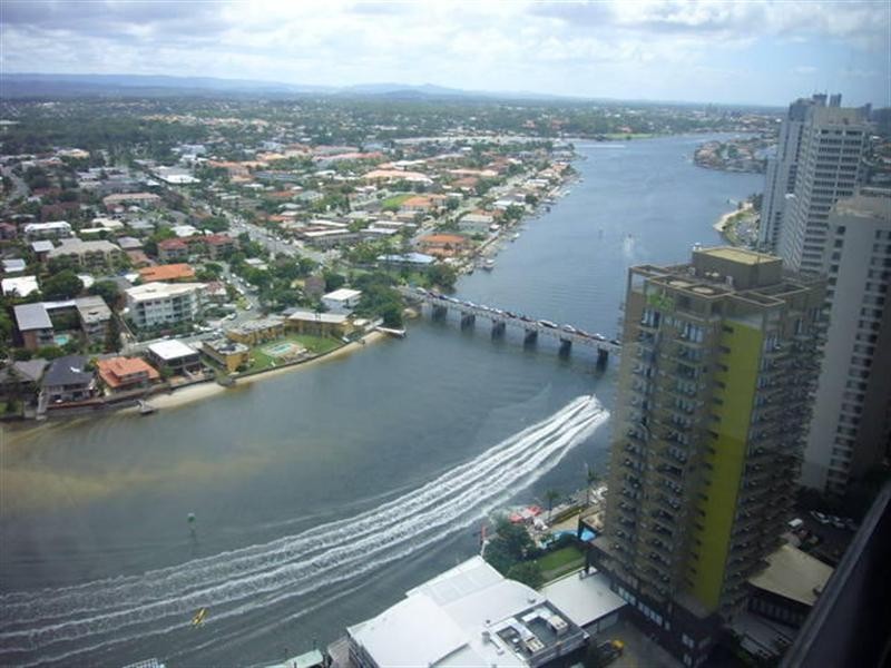 9 Ferny Avenue, Surfers Paradise QLD 4217