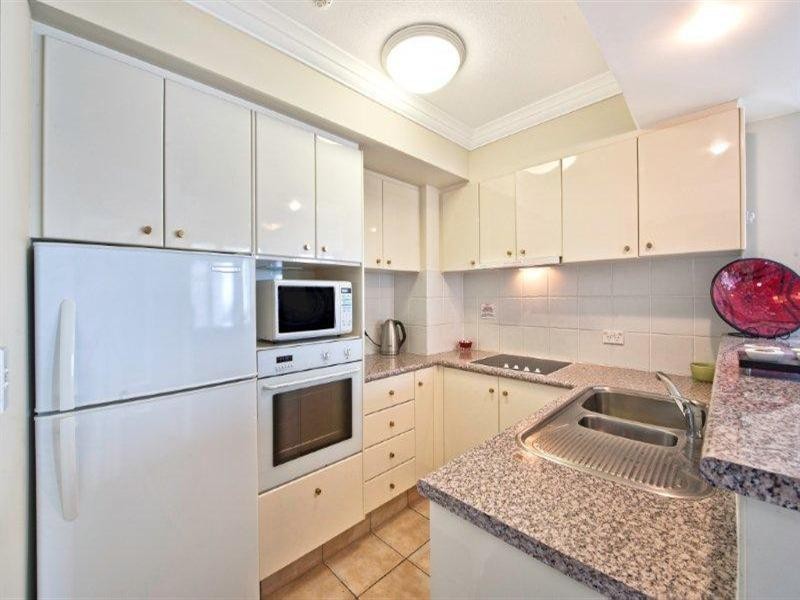 9 Beach Parade, Surfers Paradise QLD 4217