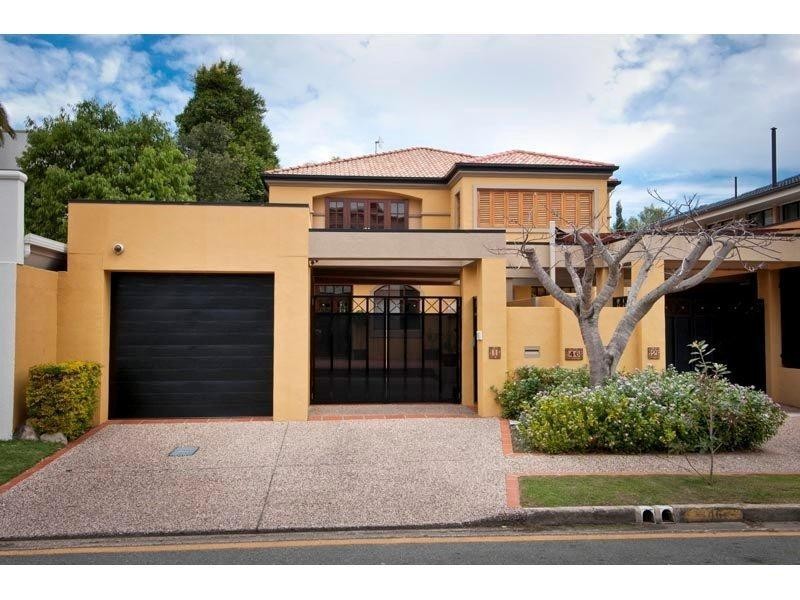 46 Cronin Avenue, Main Beach QLD 4217