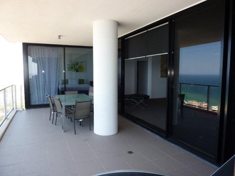 9 Ferny Avenue, Surfers Paradise QLD 4217