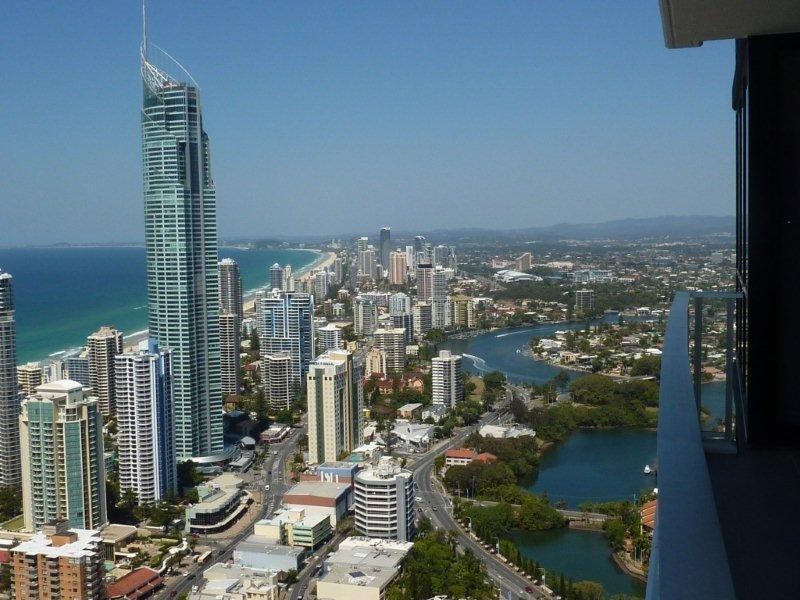 9 Ferny Avenue, Surfers Paradise QLD 4217