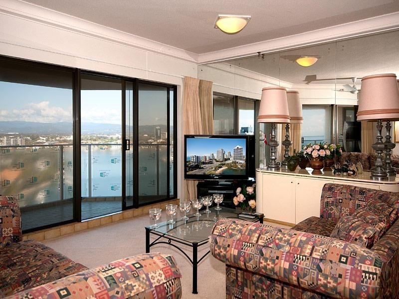 2 Admiralty Drive, Surfers Paradise QLD 4217