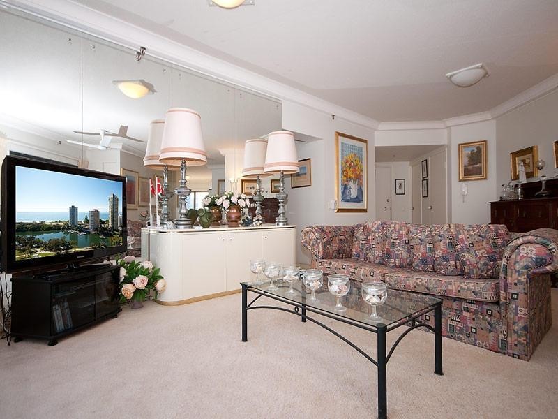 2 Admiralty Drive, Surfers Paradise QLD 4217