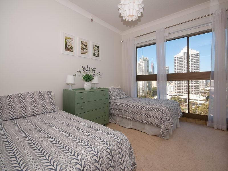 2 Admiralty Drive, Surfers Paradise QLD 4217