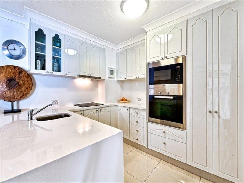 100 Cotlew Street East, Southport QLD 4215